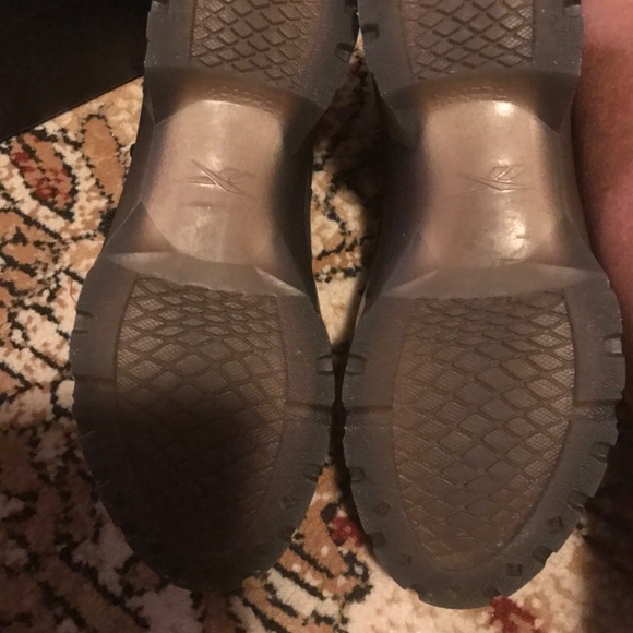 Black size 7.5 Cardi B sneaker - Picture 7 of 7